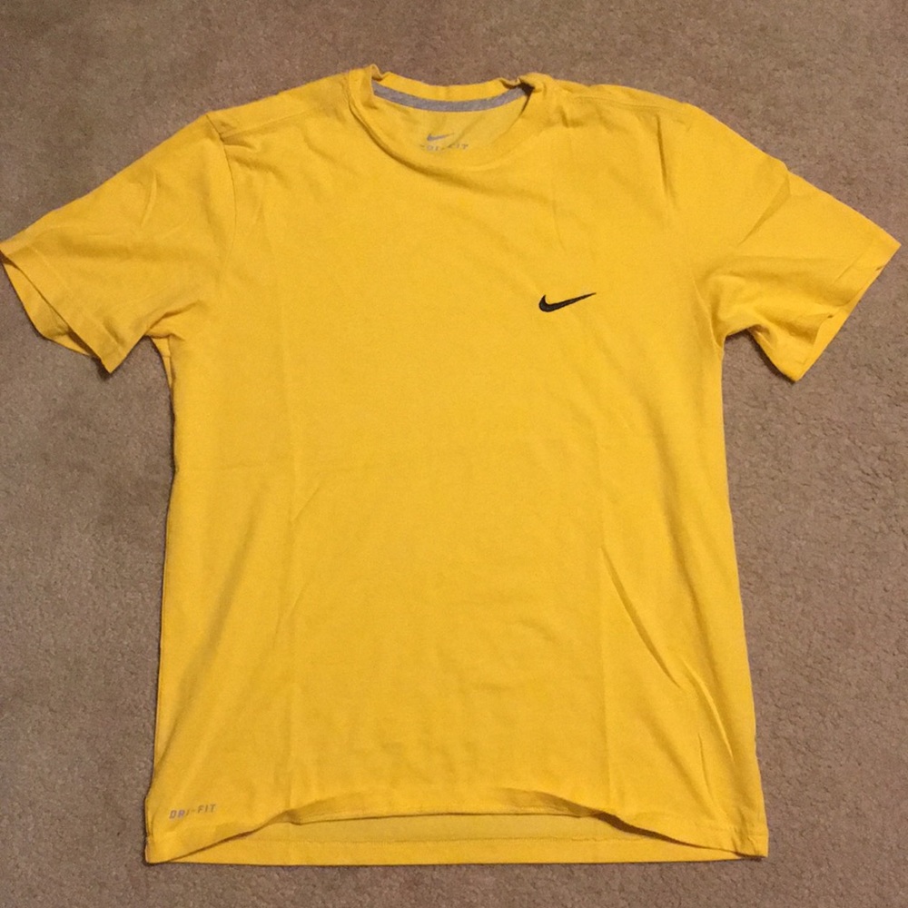 Nike dri-fit t-shirt